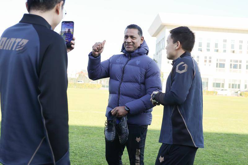 世界杯下注入口 -“西北(běi)狼”新任主帅弗拉泽：全(quán)攻全(quán)守去争取胜利